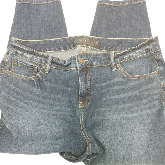 Torrid Premium Denim Women's Dark Wash Jeans Size - Picture 2 of 3